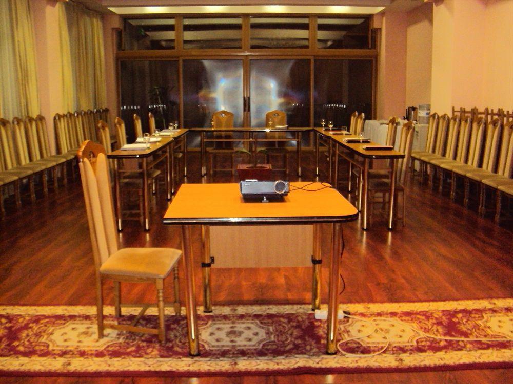 Hotel Ambassador Baia Mare Exterior photo