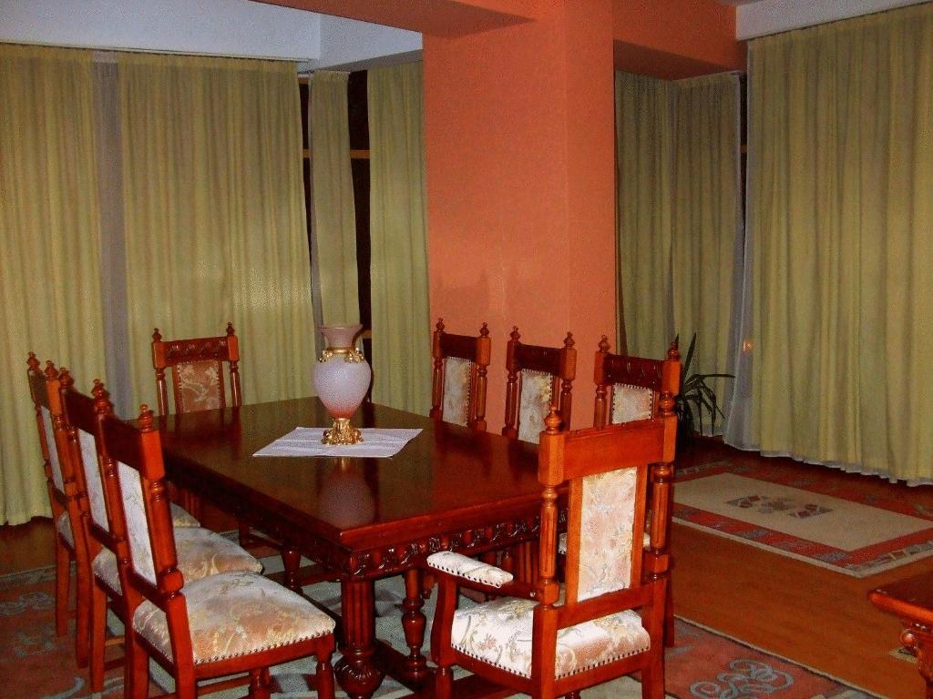 Hotel Ambassador Baia Mare Exterior photo